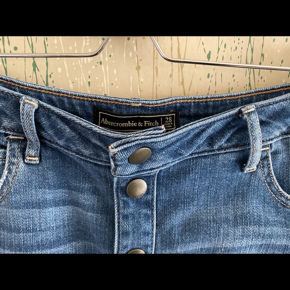 A&F Button Front Denim Midi Skirt size 28 - Picture 3 of 4